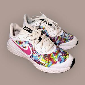 Nike Revolution 5 GS Girls 3.5Y Floral Print Running Shoes CJ2092-100